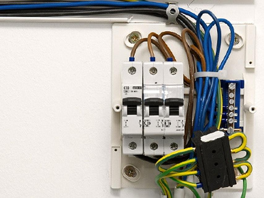 Duclut Et Fils SAS - Électricien à Feillens