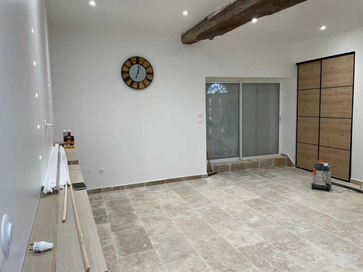 Dépanneur 24/24 électricité plomberie