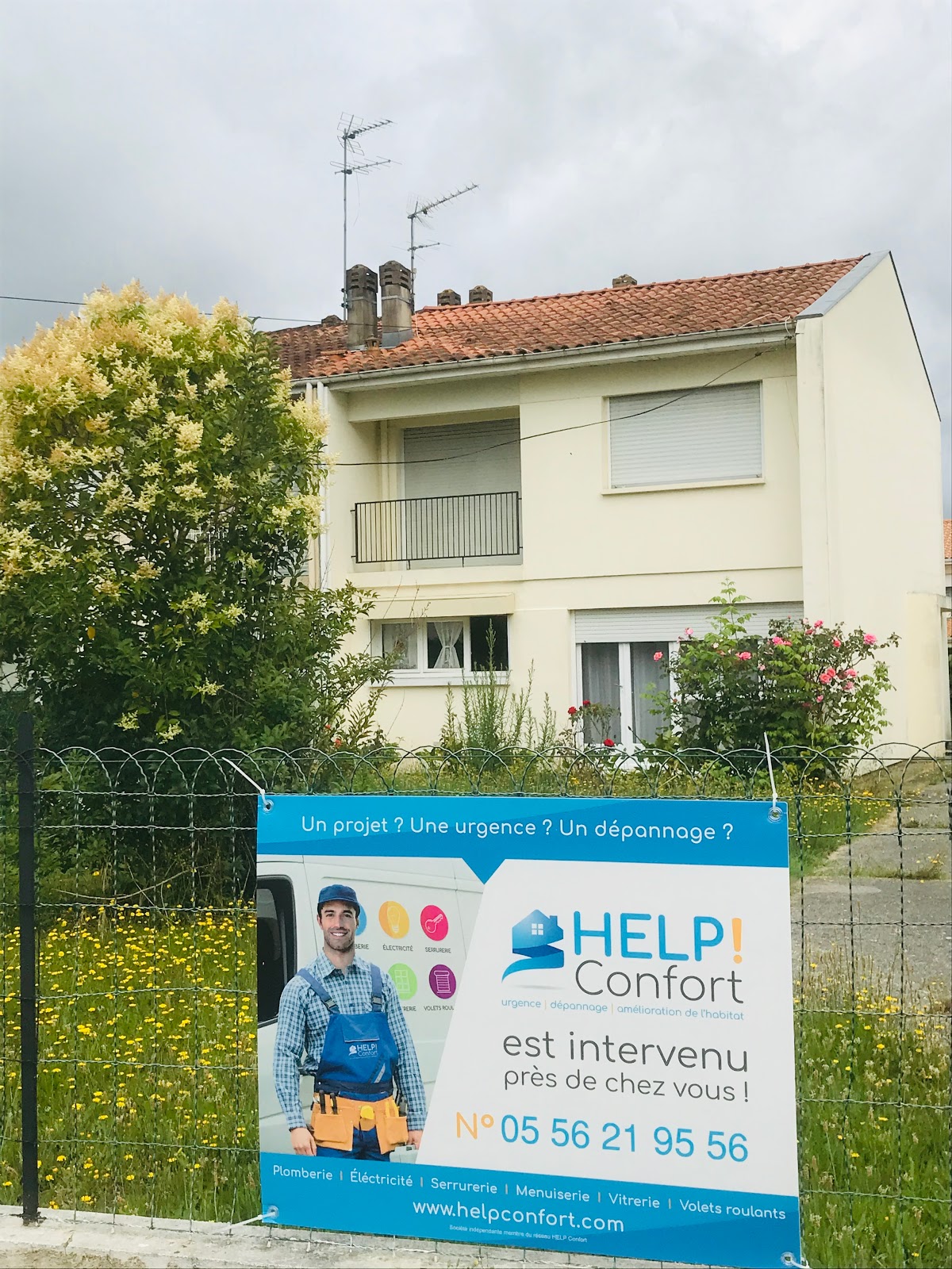 HELP Confort Gradignan - Plomberie - Rénovation de salle de bain Douche Sénior PMR - Wc Rehaussé - Barre de maintien -