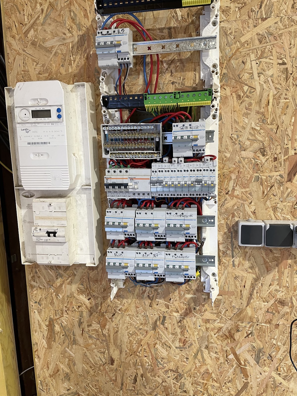 MTelec - Electricien 78