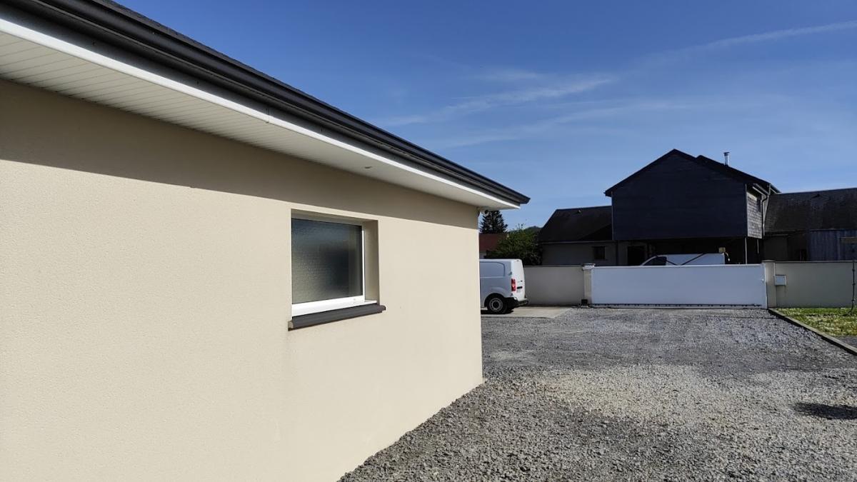 INSTALLATION MISE EN SERVICE DEPANNAGE POMPE A CHARLEUR ELECTRICITE GENERALE RS ELEC