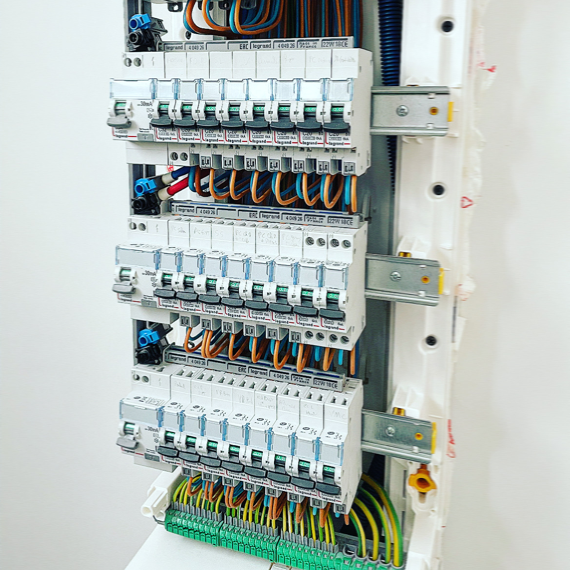 MJC ELECTRICITE SASU - Electricien Pessac