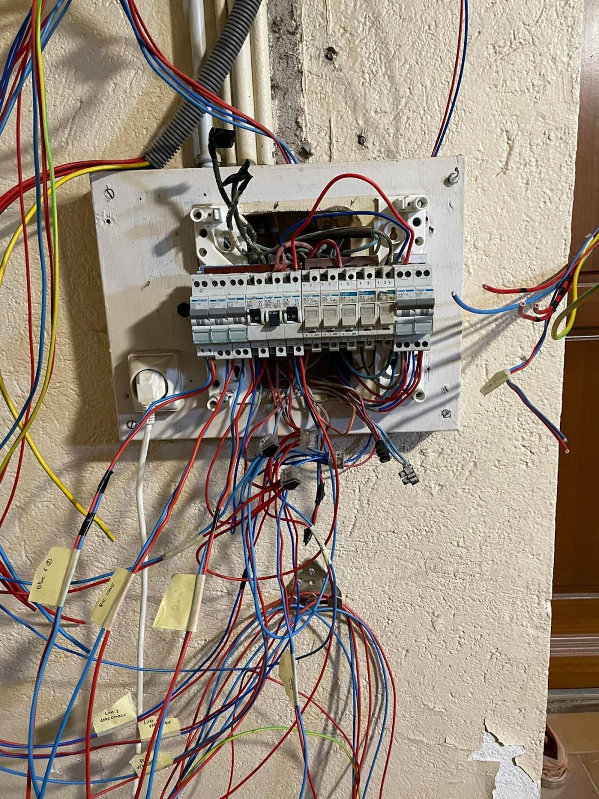 DB ELECTRICITE GENERALE