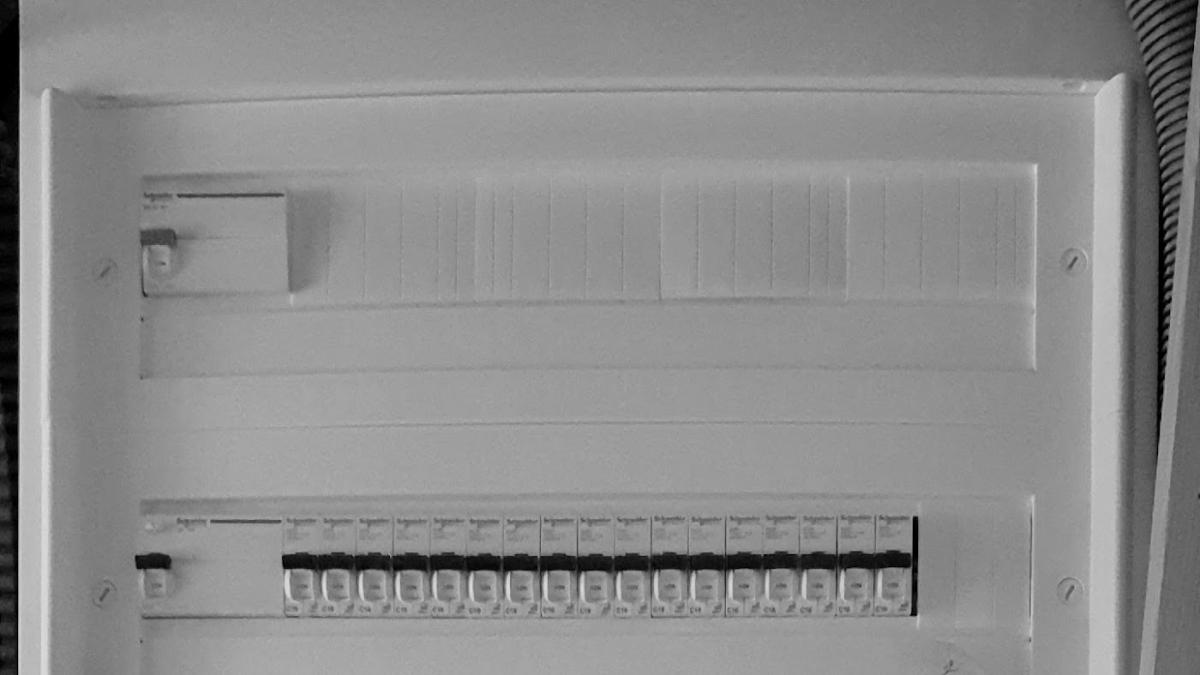 KOMANY - Electricien Dépannage