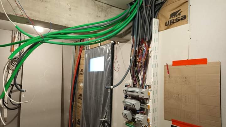 AC2F " Auvergne Courant Fort et Faible "