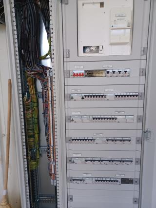 Electricien Électricité générale/ Giacobetti M 0