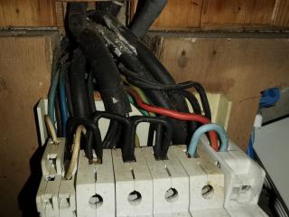 Electricien Électricité DE FLEURIAN 0