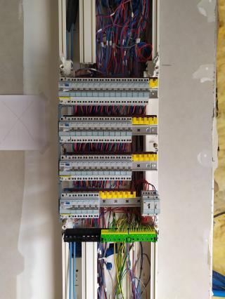 Electricien Coup de Ju 0