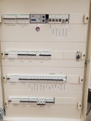 Electricien F.S.E électricité générale SANAGHEAL Fabien 0