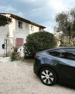 Electricien maborneVE - Votre installateur de borne de recharges pour véhicules électriques 0