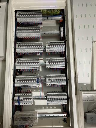 Electricien Ohm Line 0