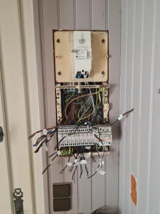 Electricien Électricien Camanelec Narbonne 1